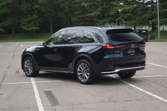 Used 2024 MAZDA CX-90 3.3 Turbo w/ Premium Package AWD/4WD image 27