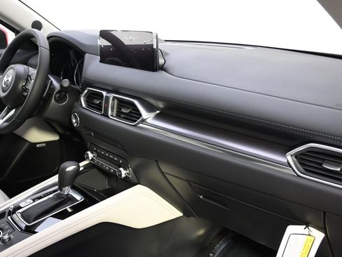 New 2025 MAZDA CX-5 AWD 2.5 S w/ Premium Plus Pkg image 15