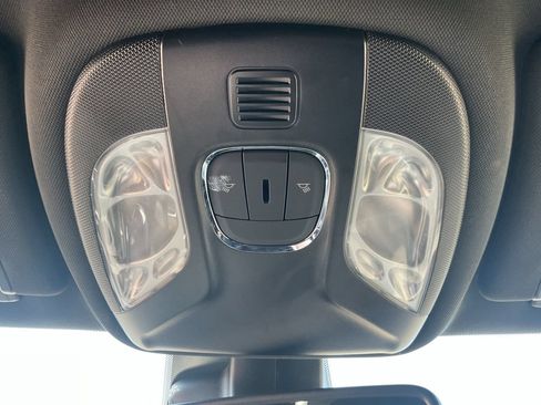 Used 2025 Jeep Compass Limited AWD/4WD image 18