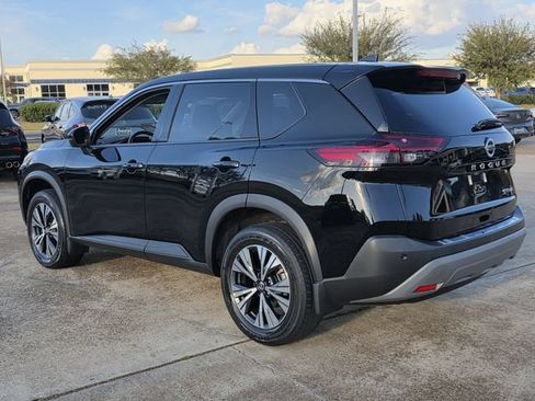 Used 2021 Nissan Rogue SV AWD/4WD image 6