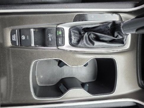 Used 2022 Honda Accord Sport image 46