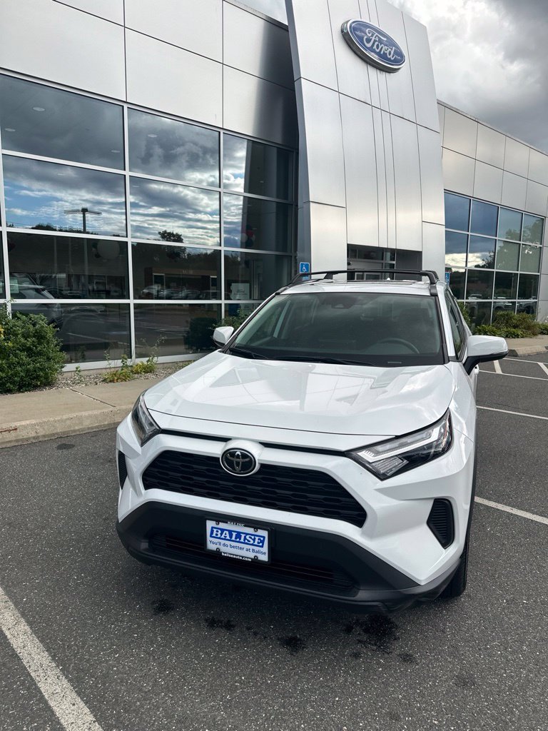 Used 2024 Toyota RAV4 XLE w/ Convenience Package AWD/4WD image 2