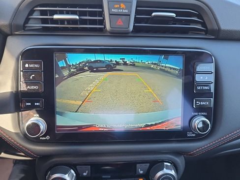 New 2025 Nissan Versa SR image 23