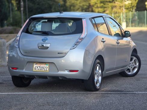 Used 2012 Nissan Leaf SL FWD image 37