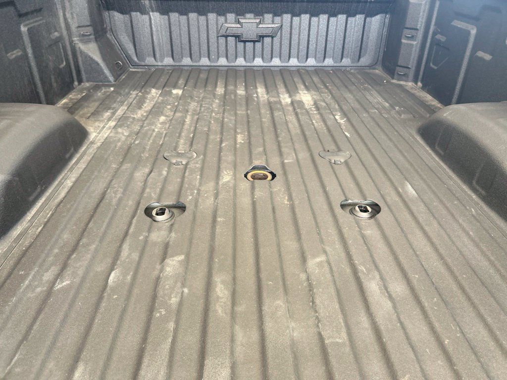 Used 2026 Chevrolet Silverado 3500 High Country w/ Technology Package AWD/4WD image 48