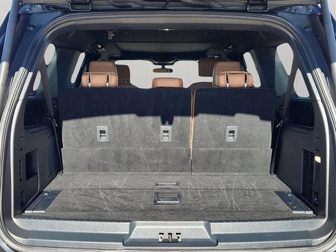 Used 2022 Ford Expedition Max Platinum image 12