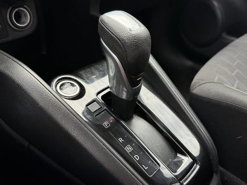Used 2022 Nissan Kicks S FWD image 14