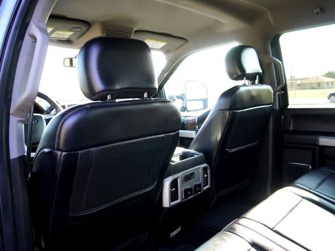 Used 2019 Ford F250 Lariat w/ Lariat Value Package image 33