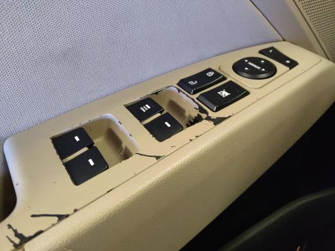 Used 2018 Hyundai Elantra SEL image 27