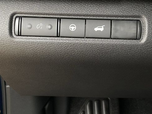 New 2026 Nissan Pathfinder SL FWD image 26