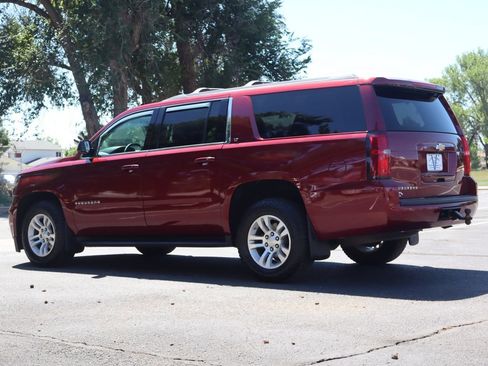 Used 2017 Chevrolet Suburban LT AWD/4WD image 7
