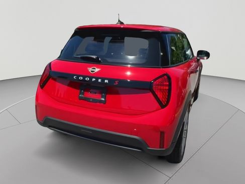 Used 2025 MINI Cooper S FWD image 9