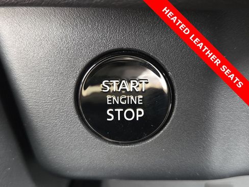 Used 2025 Nissan Rogue SL FWD image 20