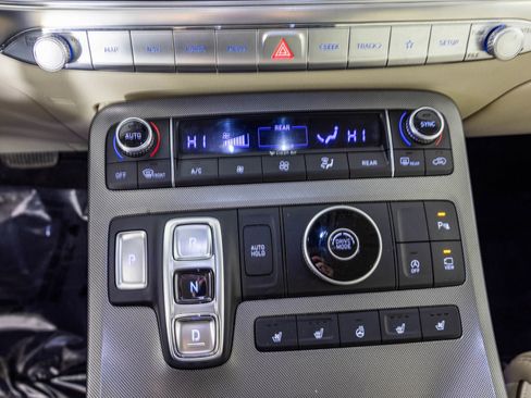 Used 2020 Hyundai Palisade Limited image 29