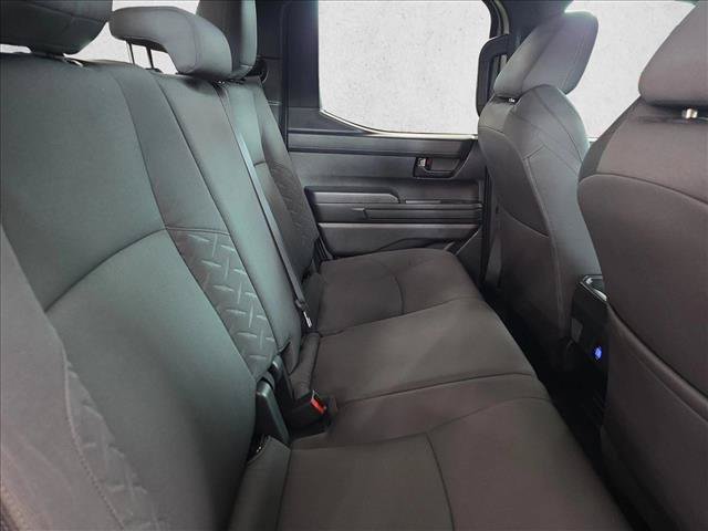 Used 2025 Toyota Tacoma SR5 AWD/4WD image 18