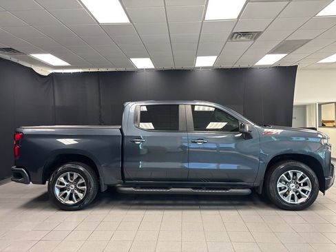 Used 2022 Chevrolet Silverado 1500 RST image 2