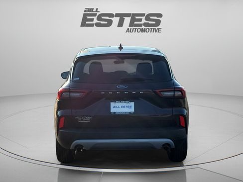 Used 2023 Ford Escape Active w/ Tech Pack #2 FWD image 3