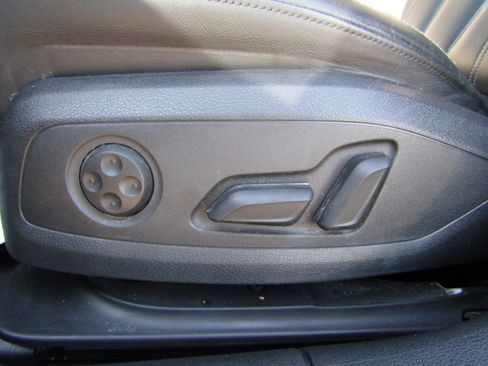 Used 2022 Audi A4 2.0T Premium Plus image 12