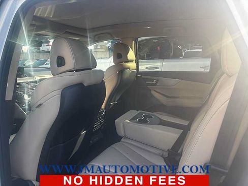 Used 2023 Acura MDX SH-AWD image 3