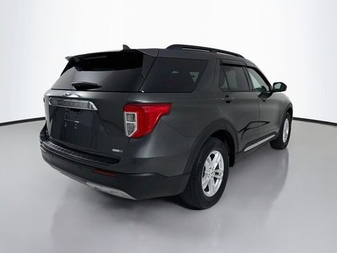 Used 2020 Ford Explorer XLT w/ Equipment Group 202A AWD/4WD image 7