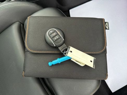 Used 2016 MINI Cooper 2-Door Hardtop image 53