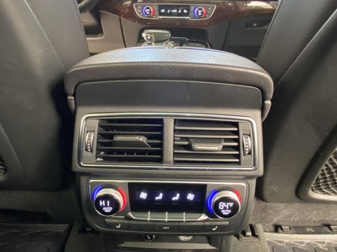 Used 2018 Audi Q7 3.0T Prestige w/ Prestige Package AWD/4WD image 16