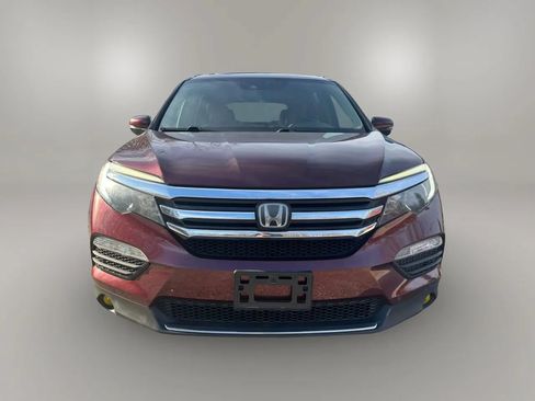 Used 2018 Honda Pilot Touring image 13