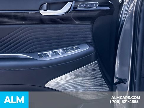 Used 2025 Hyundai Palisade Calligraphy FWD image 14