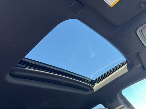 Used 2025 GMC Sierra 3500 AT4 w/ AT4 Premium Plus Package image 21