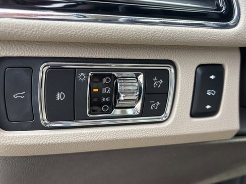 Used 2022 Lincoln Navigator Reserve image 27