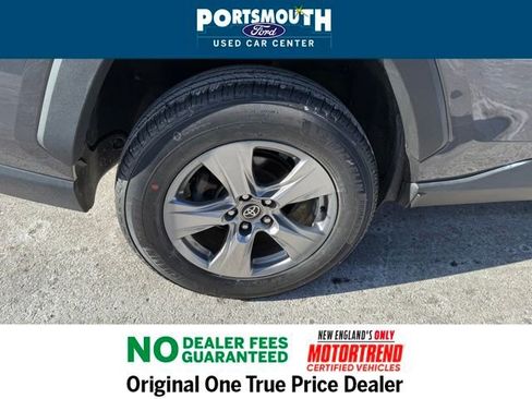Used 2023 Toyota RAV4 XLE image 26