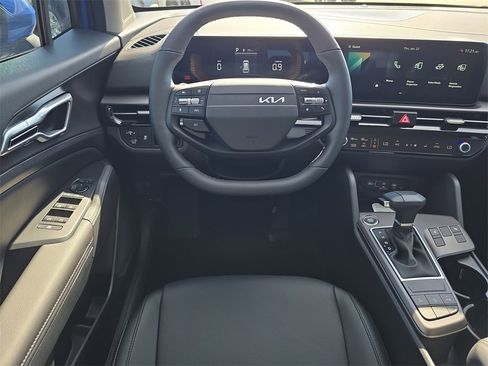 New 2026 Kia Sportage EX image 14