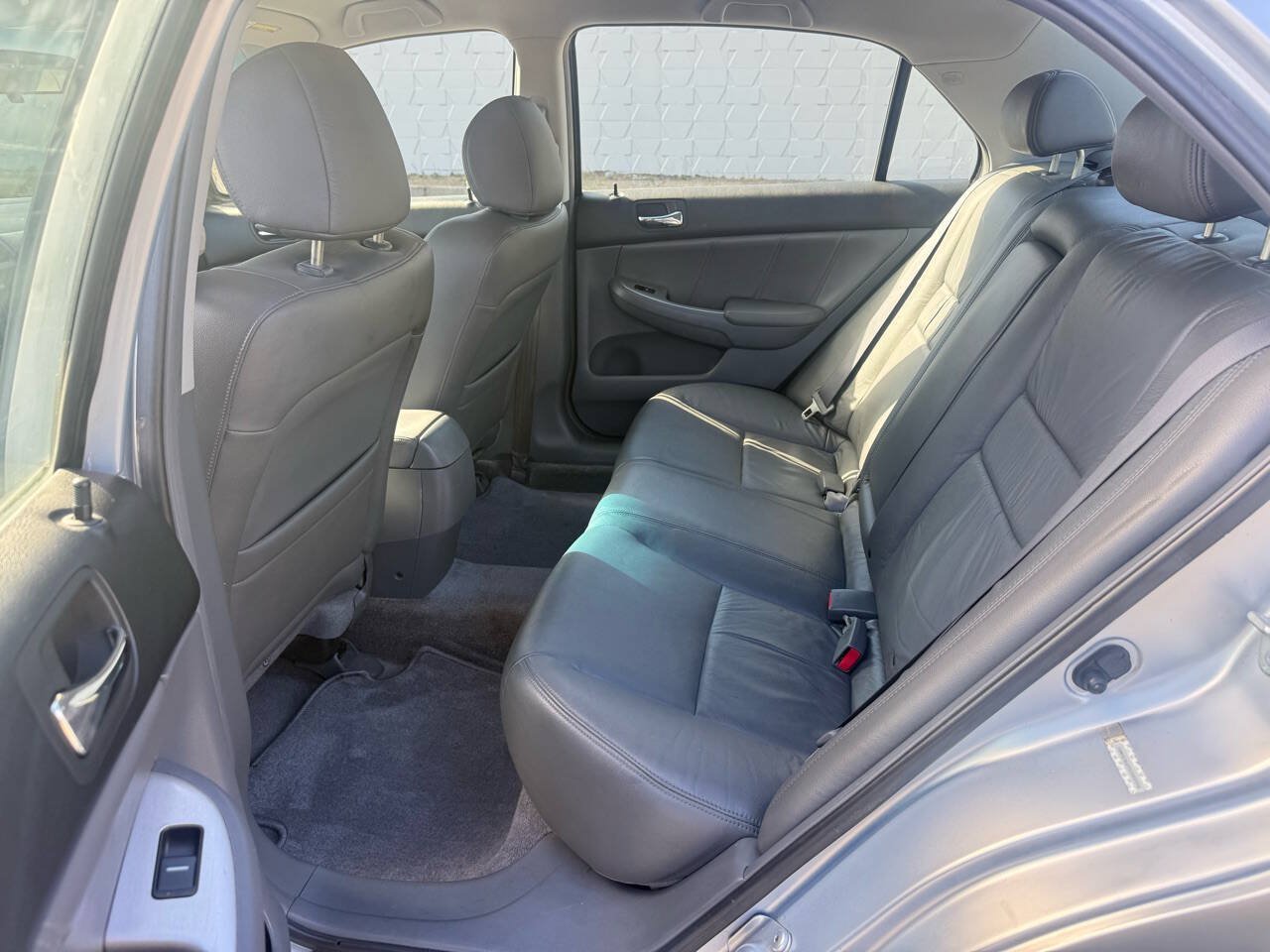 Used 2005 Honda Accord Hybrid Sedan image 8