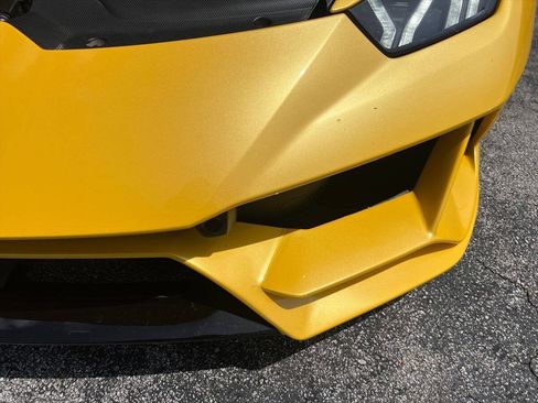 Used 2020 Lamborghini Huracan EVO AWD/4WD image 21