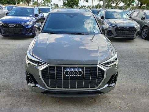 New 2025 Audi Q3 2.0T Premium image 3