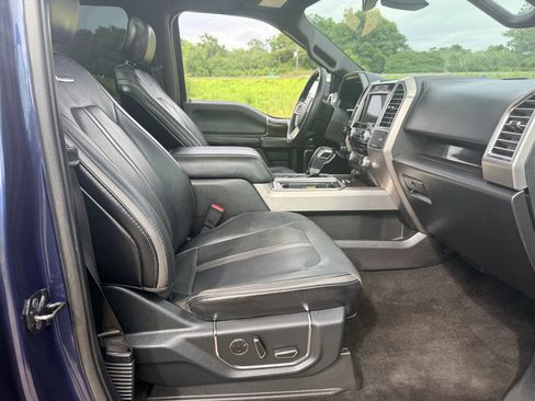 Used 2016 Ford F150 Platinum w/ Equipment Group 701A Luxury AWD/4WD image 20
