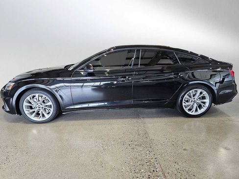 Used 2022 Audi A5 2.0T Premium image 4