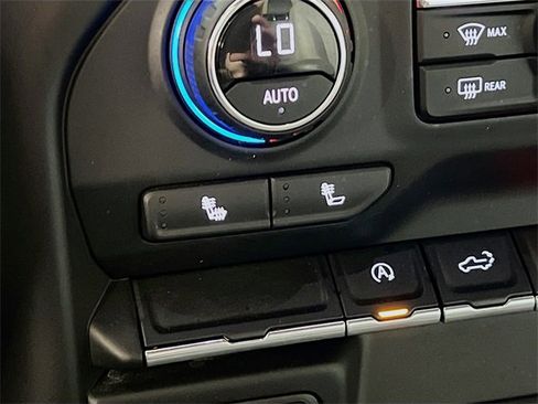 Used 2021 Chevrolet Silverado 1500 LT w/ All Star Edition Plus image 21