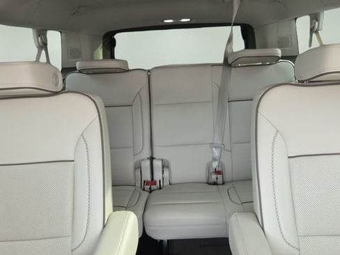 Used 2024 GMC Yukon XL Denali image 22