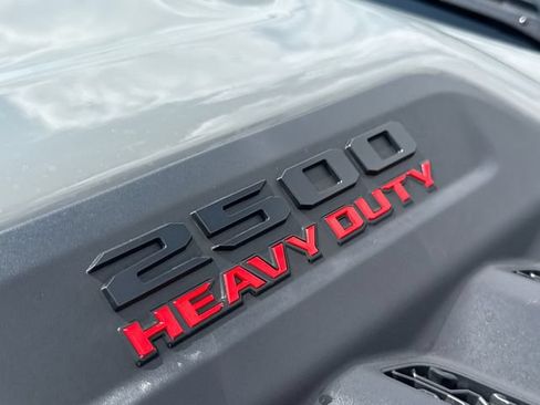 Used 2025 RAM 2500 Laramie w/ Night Edition AWD/4WD image 6