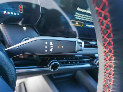 New 2026 Chevrolet Equinox RS w/ LPO, Floor Liner Package image 22