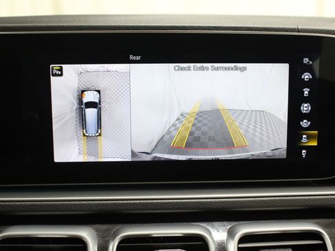 Used 2020 Mercedes-Benz GLS 450 4MATIC w/ Convenience Package image 17