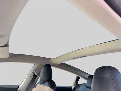 Used 2018 Tesla Model 3 Long Range image 20