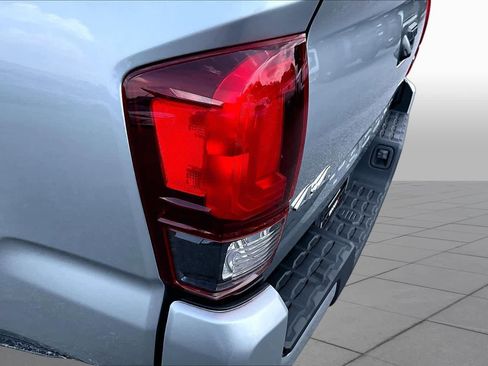 Used 2023 Toyota Tacoma SR5 w/ Technology Package AWD/4WD image 28