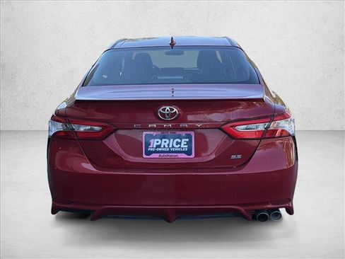 Used 2020 Toyota Camry SE FWD image 6