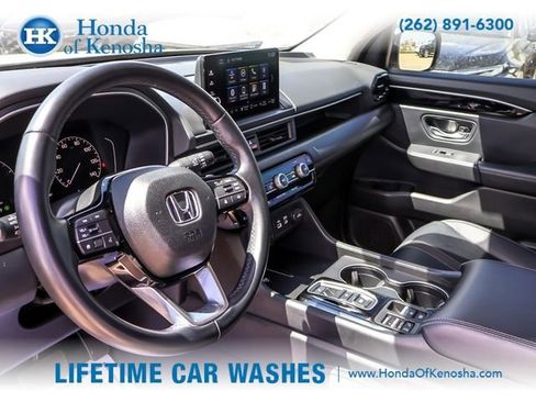 Certified 2025 Honda Pilot EX-L image 10
