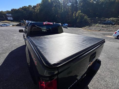 Used 2019 Chevrolet Colorado LT image 22