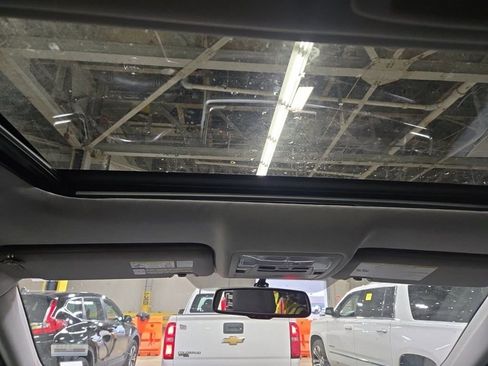 Used 2014 Toyota Highlander Limited image 10