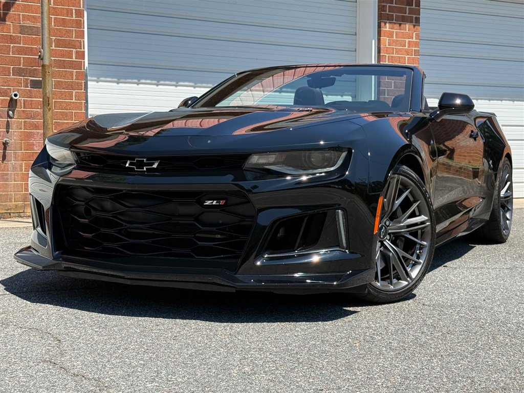 Used 2023 Chevrolet Camaro ZL1 RWD image 12