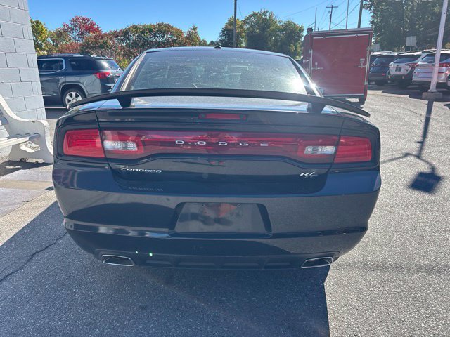 Used 2013 Dodge Charger R/T RWD image 4